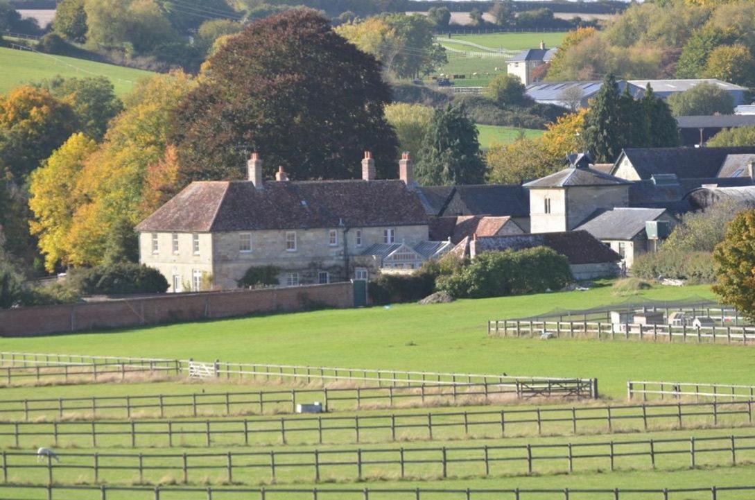 Stable Cottage Teffont Magna Exterior photo
